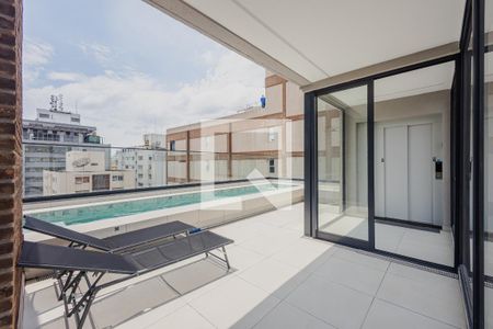 Studio para alugar com 27m², 1 quarto e sem vagaPiscina