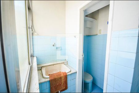 Apartamento à venda com 77m², 3 quartos e 1 vagaÁrea de Serviço