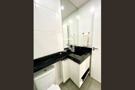 Apartamento para alugar com 74m², 3 quartos e 2 vagas Apartamento para alugar com 74m², 3 quartos e 2 vagasBanheiro Social