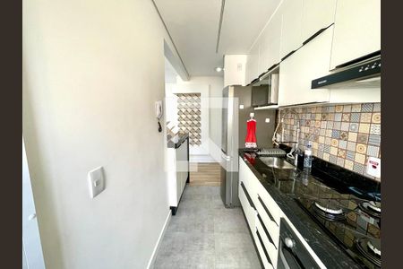 Apartamento para alugar com 74m², 3 quartos e 2 vagas Apartamento para alugar com 74m², 3 quartos e 2 vagasCozinha