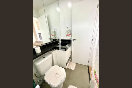 Apartamento para alugar com 74m², 3 quartos e 2 vagas Apartamento para alugar com 74m², 3 quartos e 2 vagasBanheiro da Suíte 1