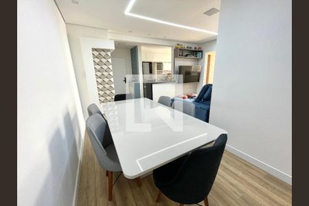 Apartamento para alugar com 74m², 3 quartos e 2 vagas Apartamento para alugar com 74m², 3 quartos e 2 vagasSala de Jantar
