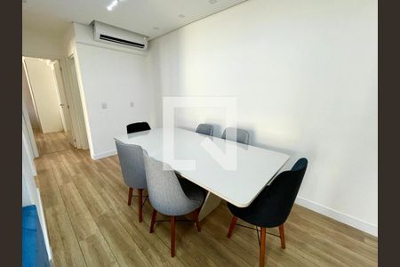 Apartamento para alugar com 74m², 3 quartos e 2 vagas Apartamento para alugar com 74m², 3 quartos e 2 vagasSala de Jantar