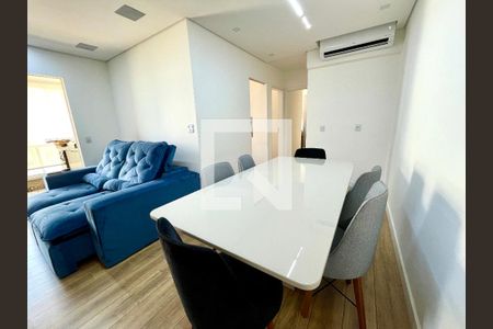 Apartamento para alugar com 74m², 3 quartos e 2 vagas Apartamento para alugar com 74m², 3 quartos e 2 vagasSala de Jantar