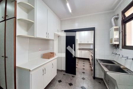 Apartamento à venda com 263m², 3 quartos e 2 vagasÁrea de Serviço