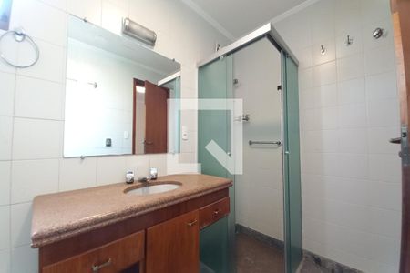 Apartamento à venda com 263m², 3 quartos e 2 vagasBanheiro da Suíte 3