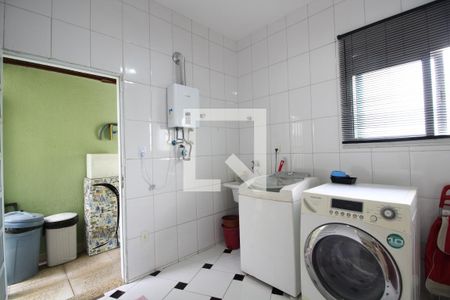 Casa de condomínio para alugar com 360m², 5 quartos e 2 vagasÁrea de Serviço