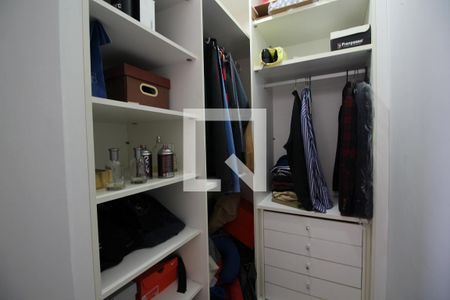 Casa de condomínio para alugar com 360m², 5 quartos e 2 vagasCloset da Suíte 1