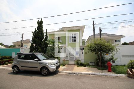 Casa de condomínio para alugar com 360m², 5 quartos e 2 vagasFachada