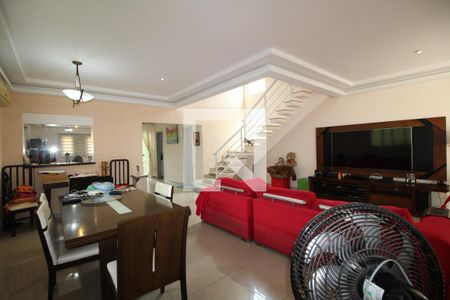 Sala de casa de condomínio para alugar com 5 quartos, 360m² em Anil, Rio de Janeiro