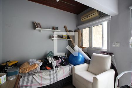 Casa de condomínio para alugar com 360m², 5 quartos e 2 vagasQuarto de Serviço