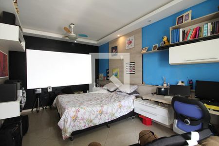 Casa de condomínio para alugar com 360m², 5 quartos e 2 vagasSuíte 2