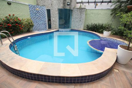 Casa de condomínio para alugar com 360m², 5 quartos e 2 vagasPiscina