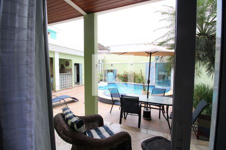 Casa de condomínio para alugar com 360m², 5 quartos e 2 vagasVista da Suíte 4