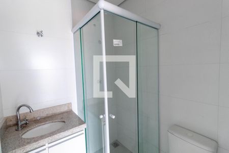 Banheiro de apartamento à venda com 2 quartos, 50m² em Cidade Antônio Estêvão de Carvalho, São Paulo