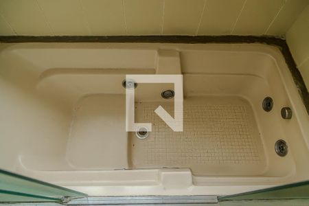 Casa à venda com 210m², 3 quartos e 3 vagas Casa à venda com 210m², 3 quartos e 3 vagasBanheiro da Suíte - Banheira