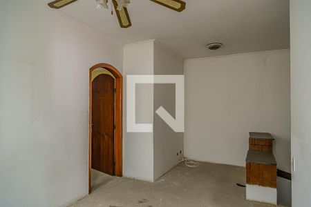 Casa à venda com 210m², 3 quartos e 3 vagas Casa à venda com 210m², 3 quartos e 3 vagasSala 2