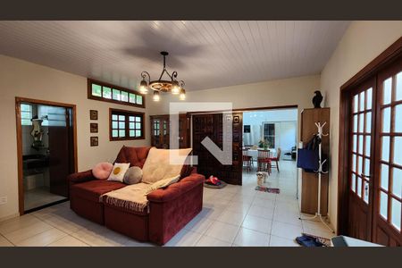 Sala de casa à venda com 2 quartos, 250m² em Parque São Luiz, Jundiaí