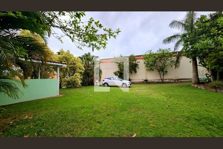 Casa à venda com 250m², 2 quartos e 2 vagas Casa à venda com 250m², 2 quartos e 2 vagasÁrea Externa