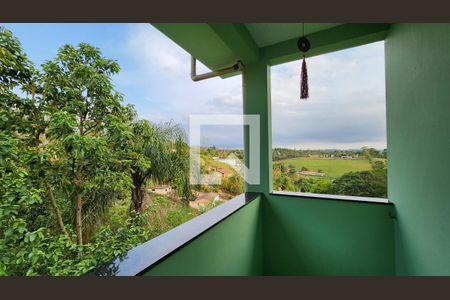 Casa à venda com 250m², 2 quartos e 2 vagas Casa à venda com 250m², 2 quartos e 2 vagasVaranda da suíte 2