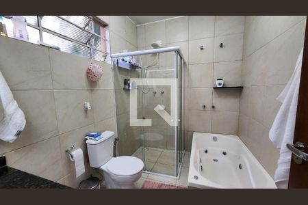 Casa à venda com 250m², 2 quartos e 2 vagas Casa à venda com 250m², 2 quartos e 2 vagasBanheiro da Suíte 2