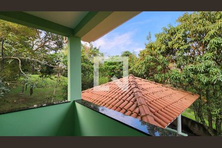 Casa à venda com 250m², 2 quartos e 2 vagas Casa à venda com 250m², 2 quartos e 2 vagasVaranda da suíte 2