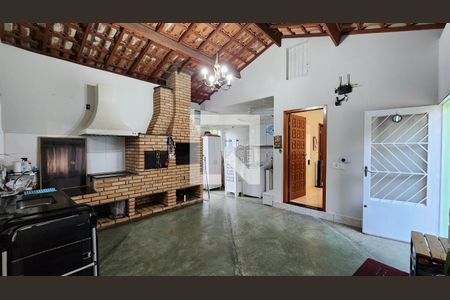 Casa à venda com 250m², 2 quartos e 2 vagas Casa à venda com 250m², 2 quartos e 2 vagasÁrea Churrasqueira