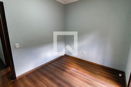 Casa à venda com 295m², 4 quartos e 2 vagas Casa à venda com 295m², 4 quartos e 2 vagasQuarto 2