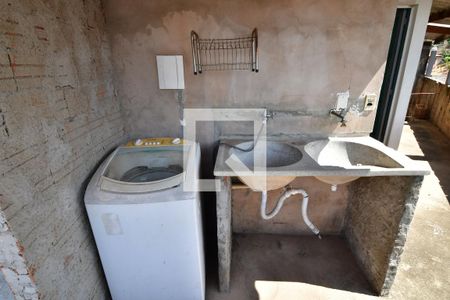 Casa para alugar com 80m², 3 quartos e 1 vagaÁrea de Serviço