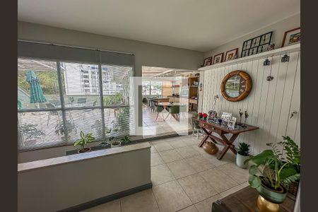 Apartamento à venda com 251m², 4 quartos e 1 vagaSala 2° Andar