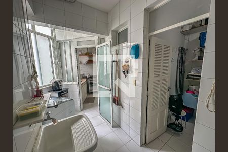 Apartamento à venda com 251m², 4 quartos e 1 vagaÁrea de Serviço