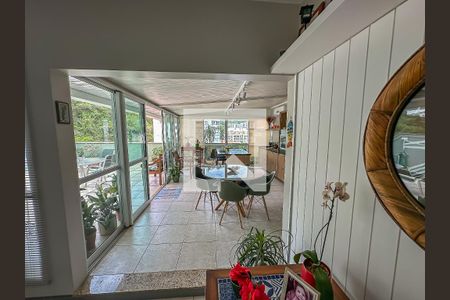 Apartamento à venda com 251m², 4 quartos e 1 vagaSala 2° Andar