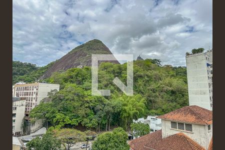 Apartamento à venda com 251m², 4 quartos e 1 vagaVista