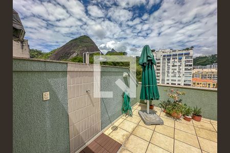 Apartamento à venda com 251m², 4 quartos e 1 vagaChurrasqueira