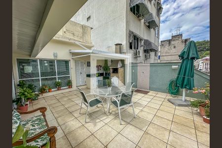 Apartamento à venda com 251m², 4 quartos e 1 vagaChurrasqueira