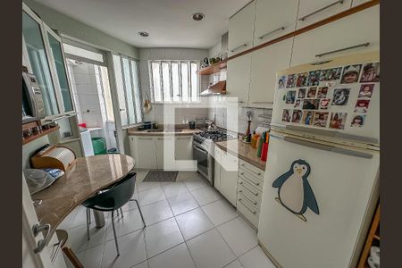 Apartamento à venda com 251m², 4 quartos e 1 vagaCozinha
