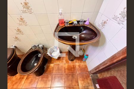 Casa à venda com 200m², 3 quartos e 1 vagaBanheiro 2