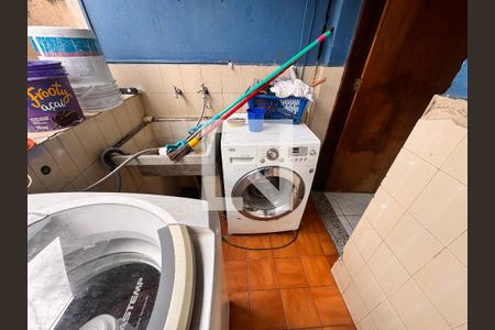 Casa à venda com 200m², 3 quartos e 1 vagaLavanderia