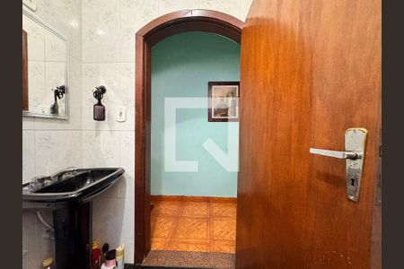 Casa à venda com 200m², 3 quartos e 1 vagaBanheiro 1 