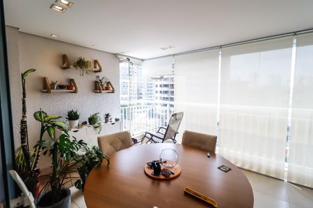 Varanda de apartamento à venda com 2 quartos, 97m² em Vila Nair, São Paulo