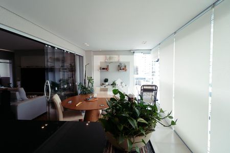 Varanda de apartamento à venda com 2 quartos, 97m² em Vila Nair, São Paulo