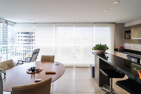 Varanda de apartamento à venda com 2 quartos, 97m² em Vila Nair, São Paulo