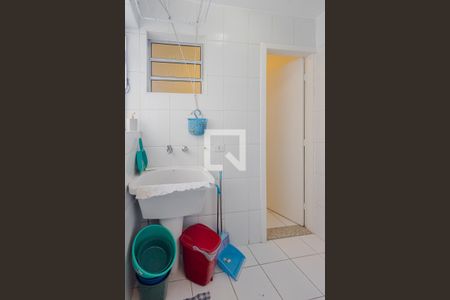 Apartamento à venda com 71m², 3 quartos e 1 vagaÁrea de Serviço