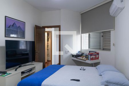 Apartamento à venda com 325m², 3 quartos e 3 vagas Apartamento à venda com 325m², 3 quartos e 3 vagasQuarto 1