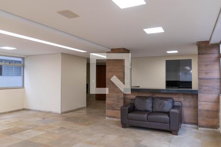 Apartamento à venda com 325m², 3 quartos e 3 vagas Apartamento à venda com 325m², 3 quartos e 3 vagasÁrea comum - Salão de festas