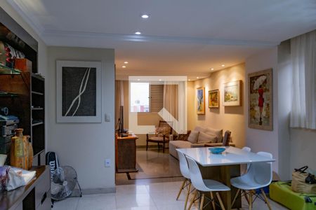 Apartamento à venda com 325m², 3 quartos e 3 vagas Apartamento à venda com 325m², 3 quartos e 3 vagasSala 2