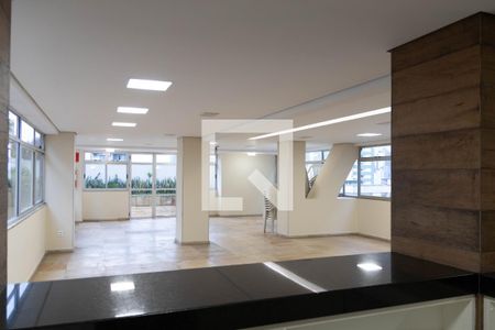 Apartamento à venda com 325m², 3 quartos e 3 vagas Apartamento à venda com 325m², 3 quartos e 3 vagasÁrea comum - Salão de festas