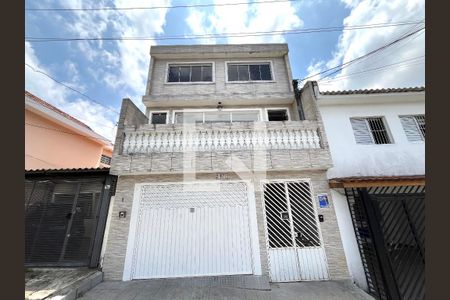 Casa para alugar com 20m², 1 quarto e sem vaga Casa para alugar com 20m², 1 quarto e sem vagaFachada