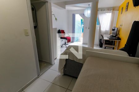 Casa à venda com 170m², 3 quartos e 1 vaga Casa à venda com 170m², 3 quartos e 1 vagaSuíte