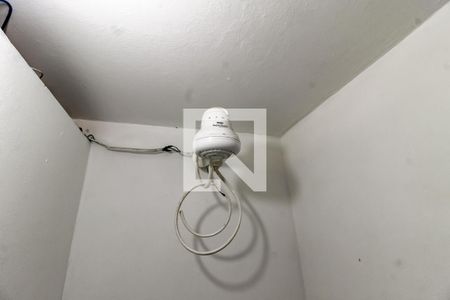 Casa à venda com 170m², 3 quartos e 1 vaga Casa à venda com 170m², 3 quartos e 1 vagaBanheiro da Suíte - chuveiro